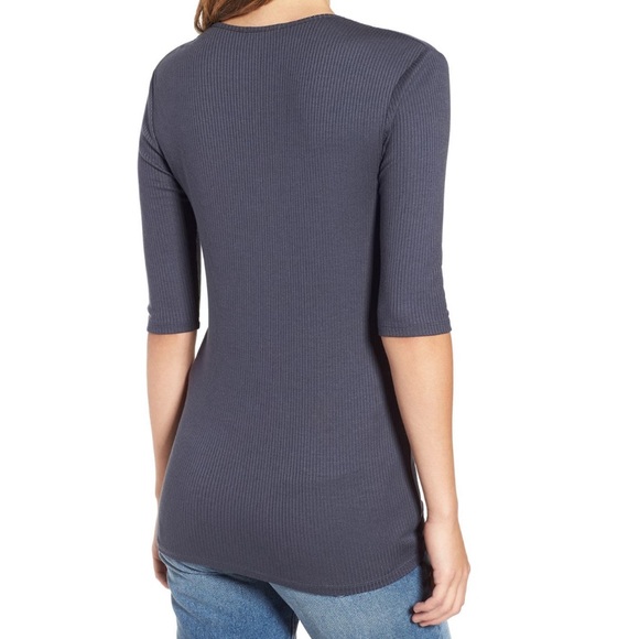 {LEITH} deep V-neck rib knit top - Picture 4 of 5